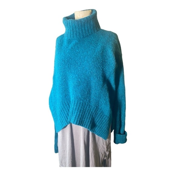 EUC Moth wool turtleneck sweater size Medium - Picture 2 of 5